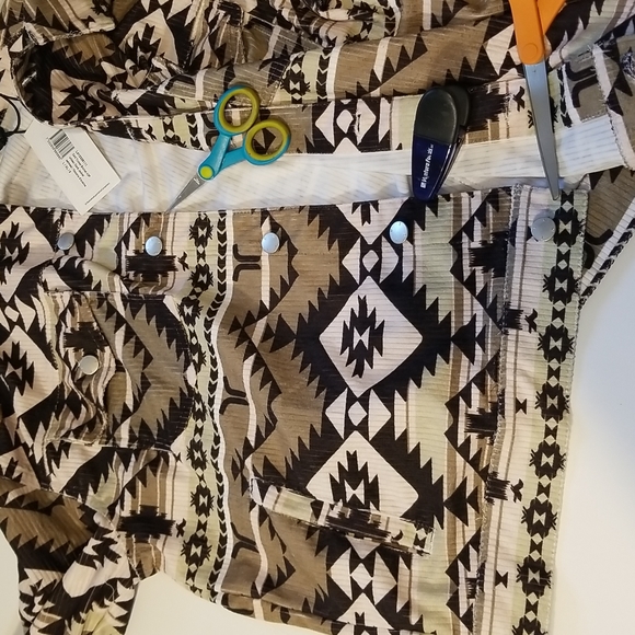 WESC Unisex Cord Trucker Light Blanket Shacket Tribal Boho Southwestern Print - Picture 13 of 17